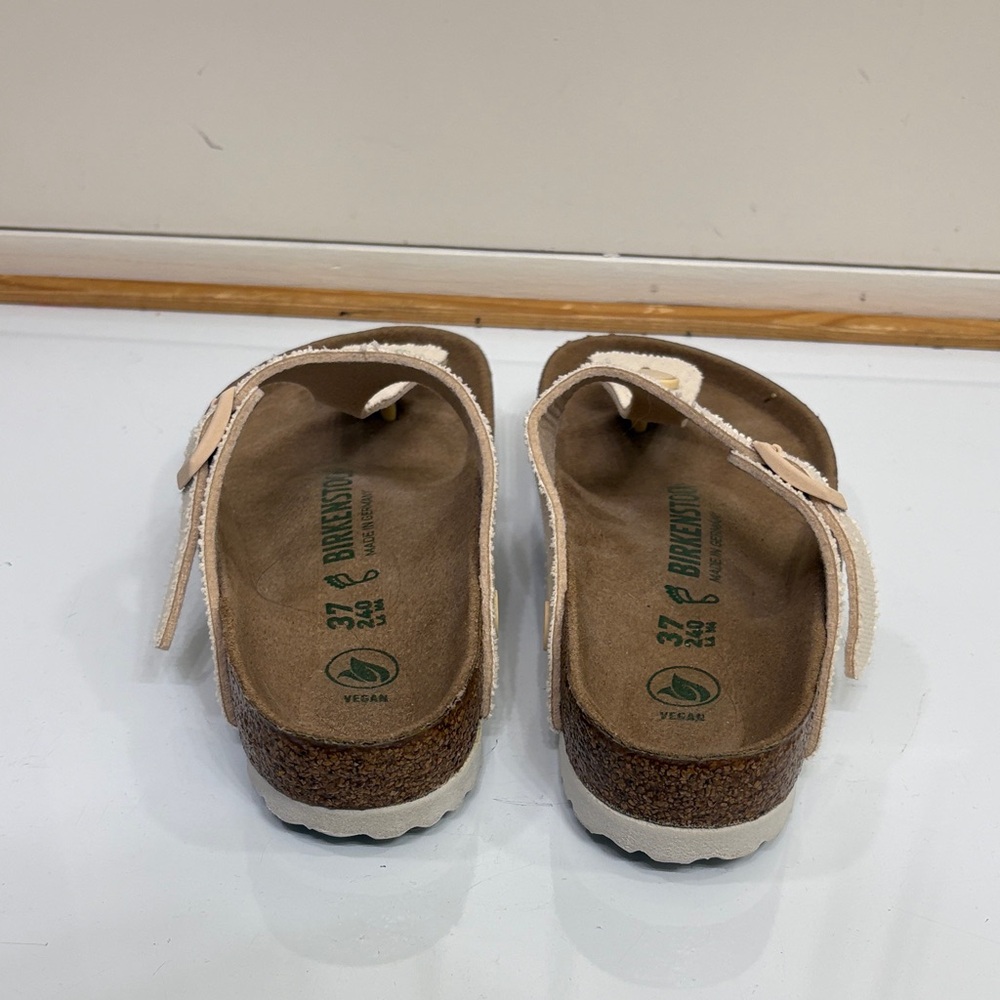 Birkenstock Gizeh Thong Sandals in Beige Canvas Like New Vegan footbed - Picture 5 of 9